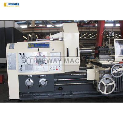 Estructura de una sola pieza Tipo de cama integrada de 1000 mm Máquina de girar cama plana con viaje del eje Z de 4000 mm