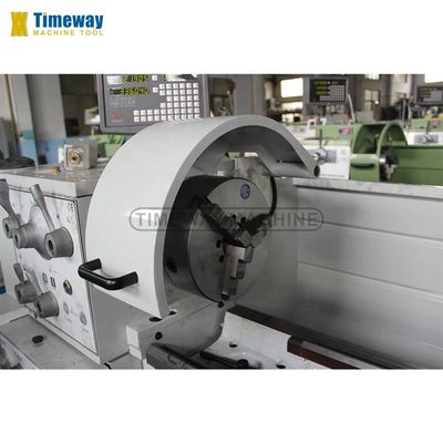 Máquina de torsión horizontal con perforación de husillo de 58 mm Máxima longitud de la pieza de trabajo 1000 mm