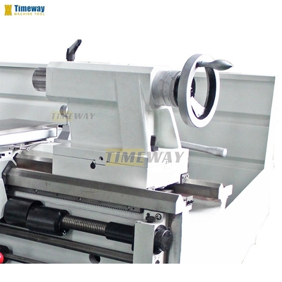 Máquina de torno manual de alta precisión con velocidad de eje 25 2000 rpm