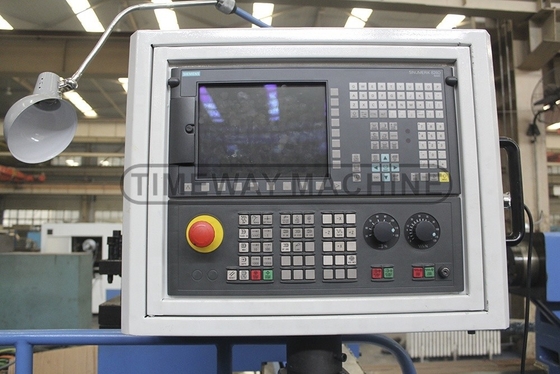 Potencia del motor del husillo de 30kW Multifunciones CNC Torno de cama plana para pieza de trabajo larga 9800mm