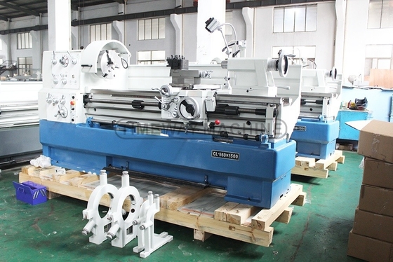 788mm Balance en la brecha y capacidad de mecanizado Máquina de torno de centro universal con DRO de 2 ejes