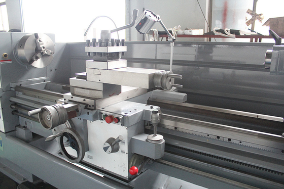 Max. balanceo sobre el hueco 900 mm Universal Precisión Gap-cama o torno de banco / Tornos CL-660 para la planta de fabricación