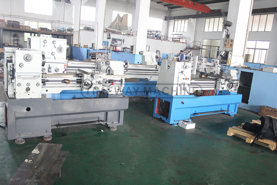 2720x1120x1700mm Universal Gap Bed Lathe o Torno CL-410 CL-460 Potencia del motor del eje de 5,5 kW