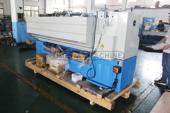 2720x1120x1700mm Universal Gap Bed Lathe o Torno CL-410 CL-460 Potencia del motor del eje de 5,5 kW