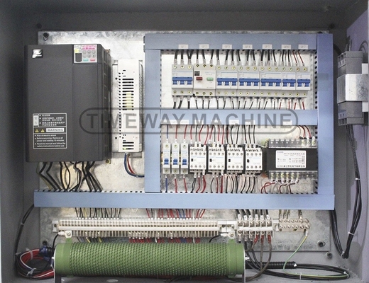 15kW motor de huso de potencia de petróleo del país del torno del tubo para el trabajo de alta precisión en el campo de petróleo