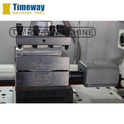 Torno CNC de lecho plano económico en 2020 con capacidad de mecanizado ligero