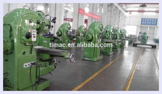 Máquina de fresado de rodilla vertical con motor de husillo de 15 kW para aplicaciones de fresado versátiles