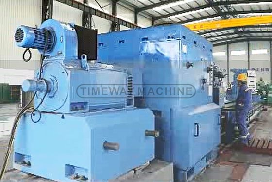 Alta rigidez 1 7 Eje de perno con perno de 300 mm de longitud de la cola de la pluma de viaje de tipo gigante Torno Machine