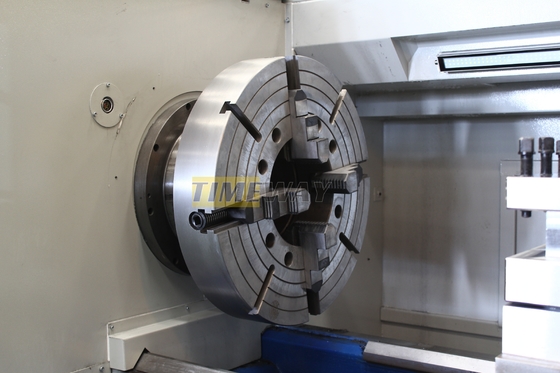Centro de mecanizado de hilos de tubería de torno de tierra de petróleo de la serie QK-255F con 420 mm de viaje por eje X