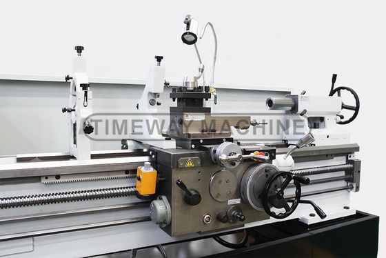 Máquina de torsión universal de lecho entrecortado para el giro de precisión en piezas de trabajo de 3132x975x1230 mm