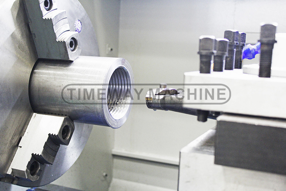 QK-200 máquina de tornos CNC con 4 puestos de herramientas y sistema de control FANUC