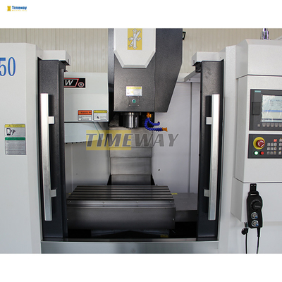 7.5/11kw Potencia del motor principal VMC650 Centro de mecanizado vertical CNC de 3 ejes para piezas pesadas