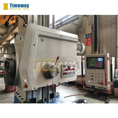Máquina de perforación industrial con eje Y de 900 mm de recorrido y rango de velocidad del husillo de 8 a 1000 rpm