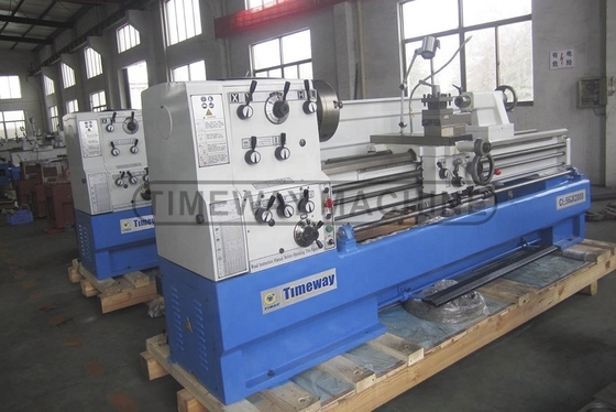 Alta precisión de 2000 mm Universal Gap Bed Lathe CL-460 con potencia de motor de eje de 5.5kW