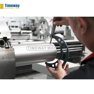 Máquina de torno horizontal de tipo grande de trabajo ligero con potencia de motor de husillo de 7.5 kW en 2023