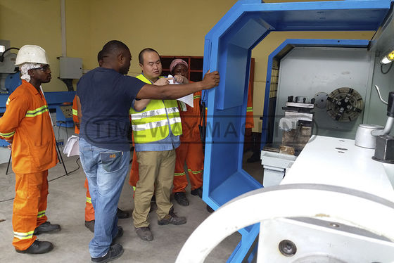 Torno CNC de metal Equipo Viaje X Eje 420 mm para el torno horizontal de trabajo pesado AK-1000