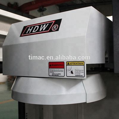 500 mm Viaje del eje VMC550 3 ejes de tren lineal centro de mecanizado vertical máquina CNC