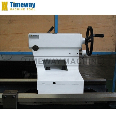 Largo girado 1450mm Torno de lecho de brecha de alta precisión con manejo y oscilación fáciles 800mm