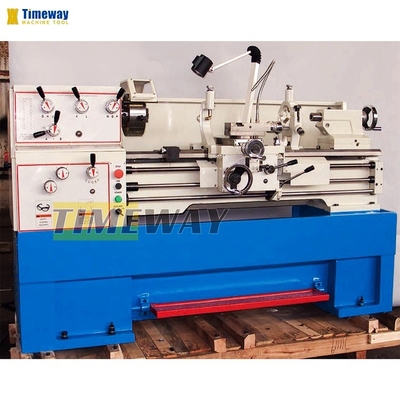 Torno de motor de precisión manual con rango de velocidad del husillo 40 1800 r.p.m.