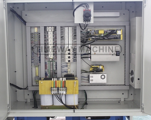 Duración máxima de la pieza de trabajo 10000 mm Máquina de torno CNC de trabajo pesado AK-800 para metalurgia