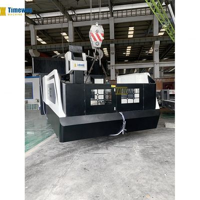 Centro CNC de tres ejes con sistema de control SIEMENS y potencia del motor de husillo de 22/26 kW