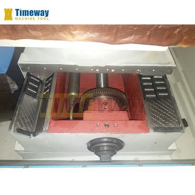 Máquina de rectificación cilíndrica universal de alta precisión con una distancia de 2000 mm entre los centros