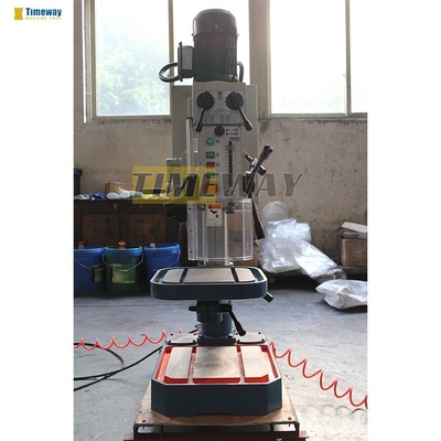 Máquina de perforación de columna vertical mental de 950x680x2405 mm para perforación de alta precisión