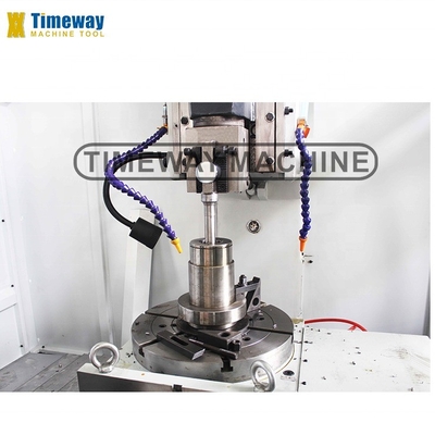 Máquina de ranura vertical CNC de pequeño tipo 460*320mm Mesa de trabajo Control de viaje KND1000M