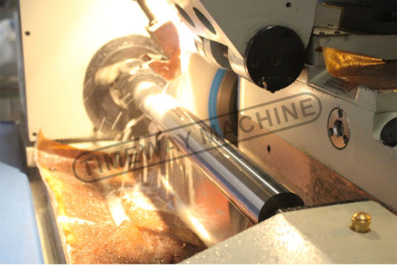 Máquina de rectificación cilíndrica universal de 4 kW UG-200 G-320 para rectificación de precisión