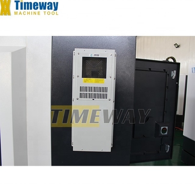 Tamaño de la mesa 900x1800mm VMC1690L Centro CNC de mecanizado vertical con tecnología avanzada