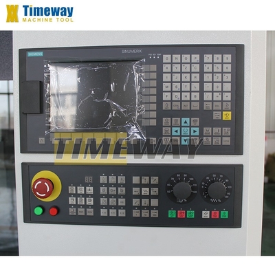 420x800mm Mesa de trabajo Tamaño Vmc650 Centro de mecanizado vertical CNC de 3 ejes para fresado de metales