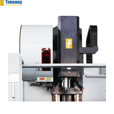 VMC1370L Máquina de fresado vertical CNC con 3 ejes y velocidad de alimentación rápida de 24/24/15 m/min