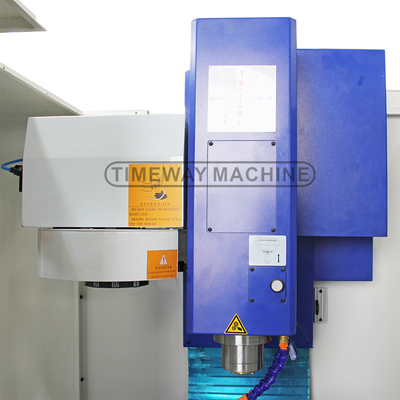 8 Revista de herramientas Capacidad VMC400G Centro de mecanizado de fresado vertical CNC para la producción