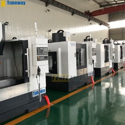 Obtenga el mejor precio en VMC650 Vertical Machine Center con T-slot No./ancho/pintura 5-18-80